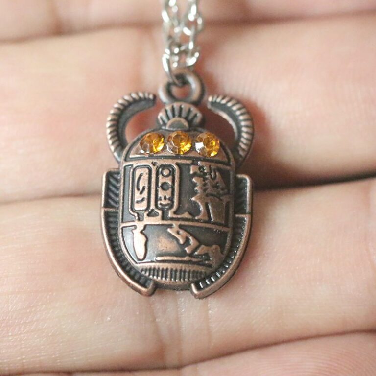 Ägyptische Scarabeus Anhänger mit Kristallen besetzt und Halskette 60cm – Bild 3