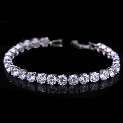CWWZircons 2020 Latest Design White Gold Color AAA+ Round 0.5 carat Cubic Zirconia Tennis Bracelet Jewelry for Woman CB058