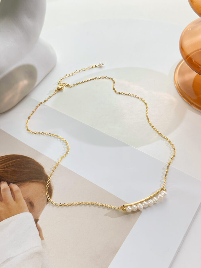Elegante Perlenkette aus Frischwasserperlen für Frauen - Einfache Minimalistische Goldröhrenperlen Brautjungfernschmuck – Bild 4