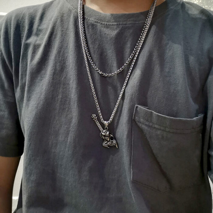 Punk Gothic Skull Electric Guitar Pendant Necklace For Men Fashion 316L Stainless Steel Hip Hop Skull Necklace – Bild 6