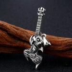 Punk Gothic Skull Electric Guitar Pendant Necklace For Men Fashion 316L Stainless Steel Hip Hop Skull Necklace – Bild 5