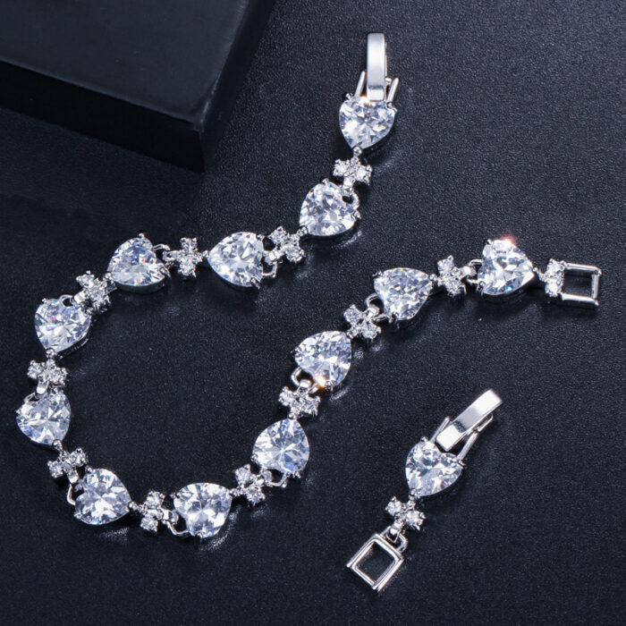 CWWZircons Brand Cute Heart Shaped Gorgeous Charm Swiss Cubic Zirconia Women Bracelets Jewelry Gift For Lover CB084 – Bild 4