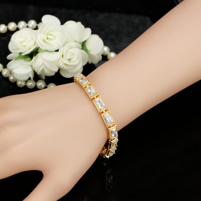 CWWZircons Top Quality Square Cubic Zirconia Stones Sparkling Yellow Gold Color Wrap Bracelets Bangles For Women Party CB036 – Bild 6