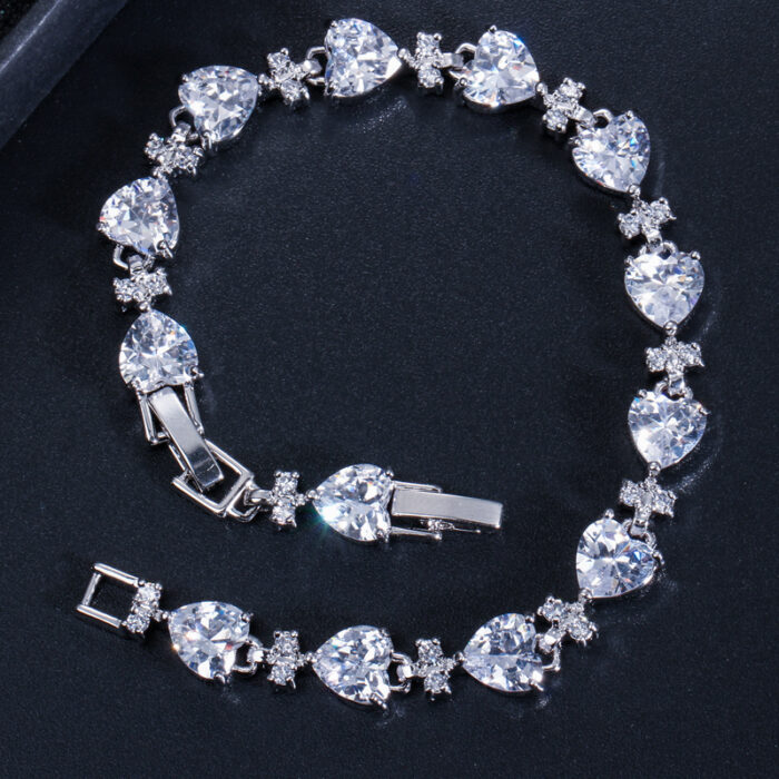 CWWZircons Brand Cute Heart Shaped Gorgeous Charm Swiss Cubic Zirconia Women Bracelets Jewelry Gift For Lover CB084 – Bild 5