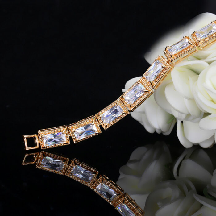 CWWZircons Top Quality Square Cubic Zirconia Stones Sparkling Yellow Gold Color Wrap Bracelets Bangles For Women Party CB036 – Bild 4