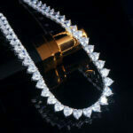 CWWZircons Shiny 5A Cubic Zirconia Heart Shape Iced Bling CZ Tennis Necklace for Women Fashion Hip Hop Party Jewelry CP082