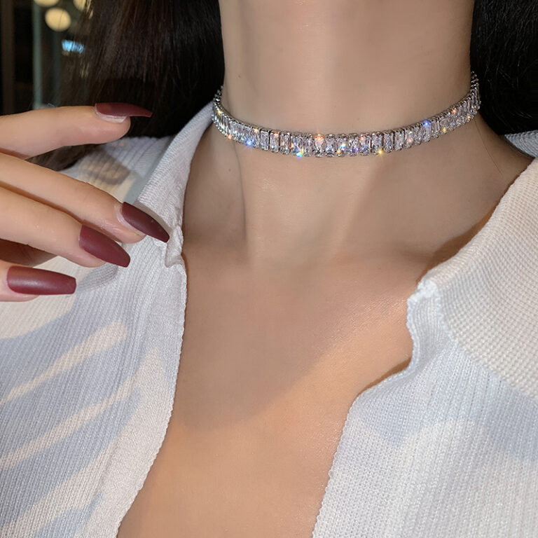 Hd33491a305f8471890860e59fe78a6d8y.jpg Korean hot selling fashion jewelry, copper inlaid zircon, luxury shiny necklace sexy ladies party necklace – Bild 1