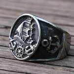"316L Edelstahl Piratenring für Männer & Frauen: Einzigartiger Wikingerring mit Kompass & Anker - Fashion Accessoire als Geschenkidee" – Bild 4