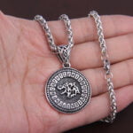 Nordic 24 Runes and viking wolf pendant necklace with viking wooden box – Bild 4