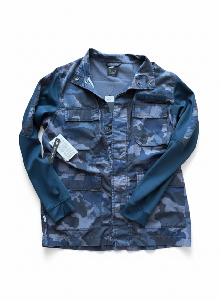 Nike Sportswear NSW Camo-Jacke für Herren (L) – Bild 2
