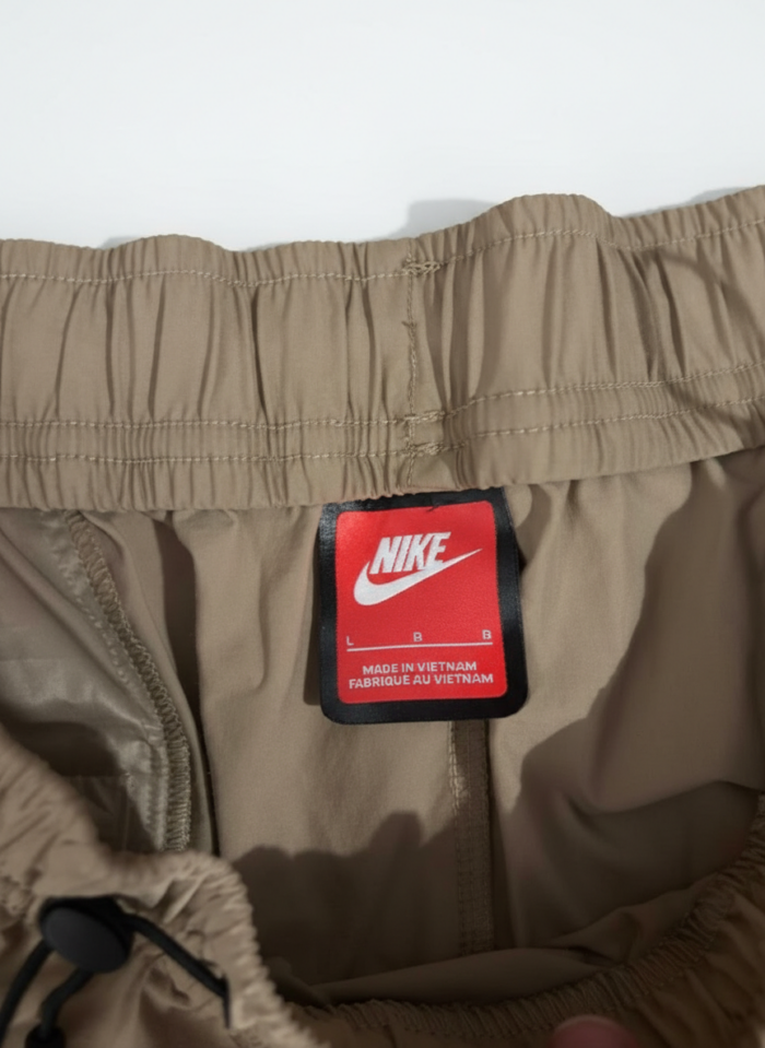 Nike Sporthose Trackpants Relaxed Fit Khaki Beige L – Bild 5