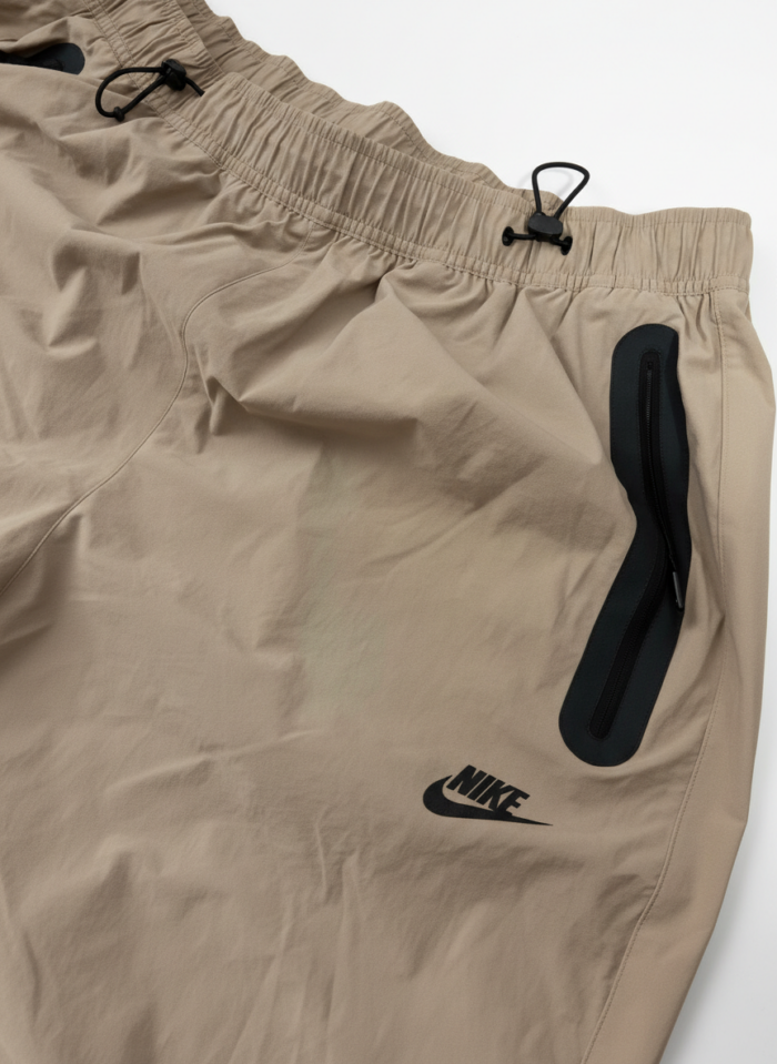 Nike Sporthose Trackpants Relaxed Fit Khaki Beige L – Bild 3